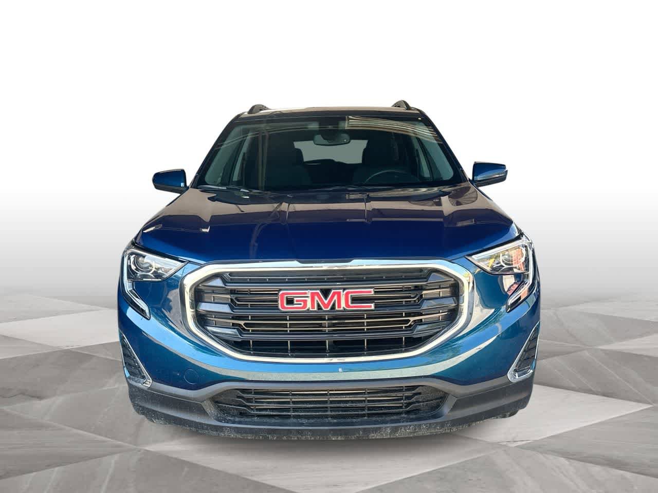 Used 2020 GMC Terrain SLE w/ Driver Convenience Package FWD image 3