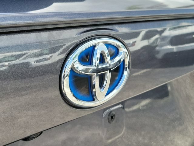 Used 2023 Toyota RAV4 XLE Premium AWD/4WD image 5