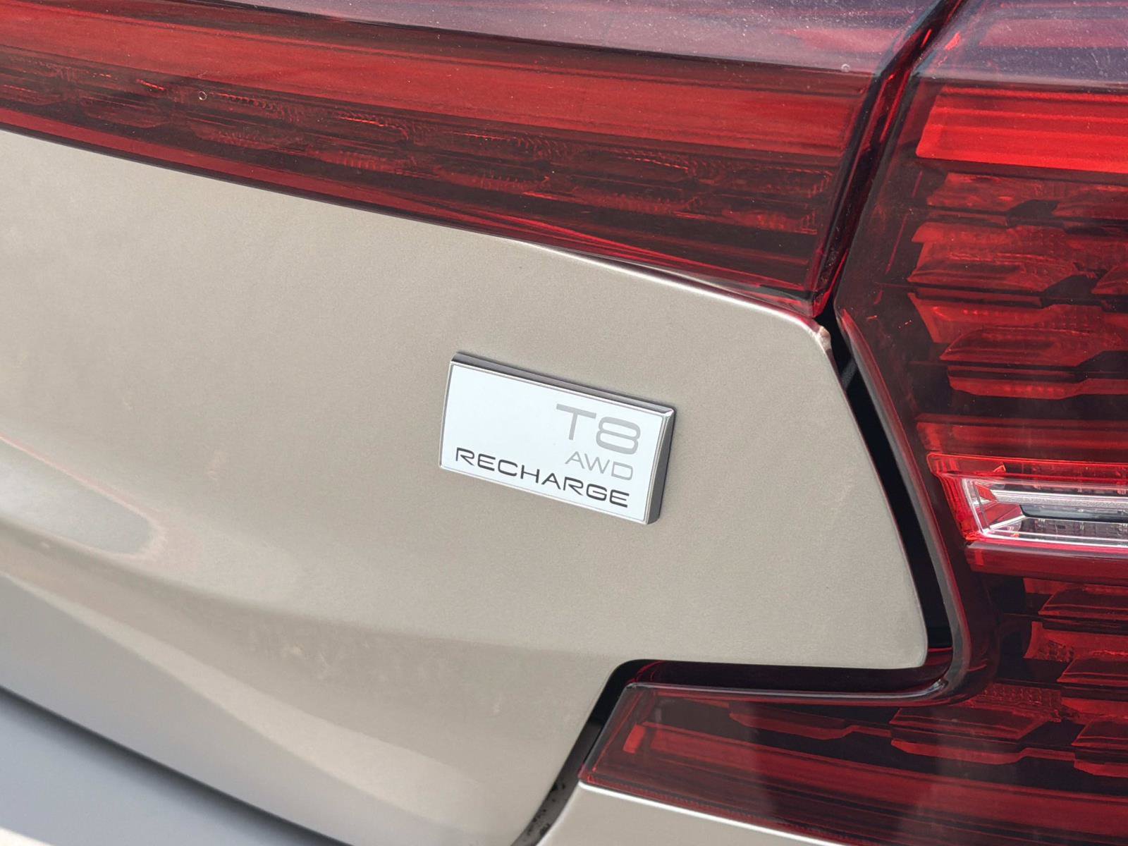 Certified 2023 Volvo S60 T8 Plus w/ Climate Package AWD/4WD image 28