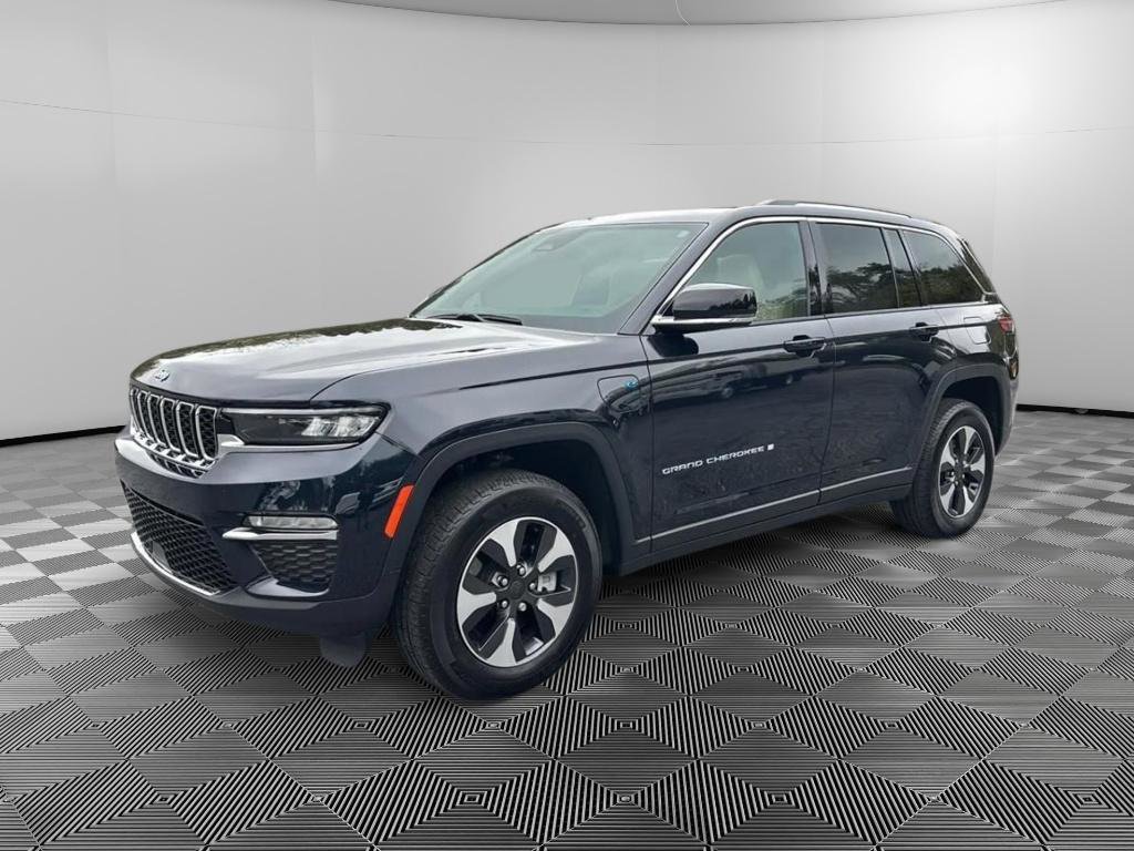 Used 2023 Jeep Grand Cherokee 4WD 4xe