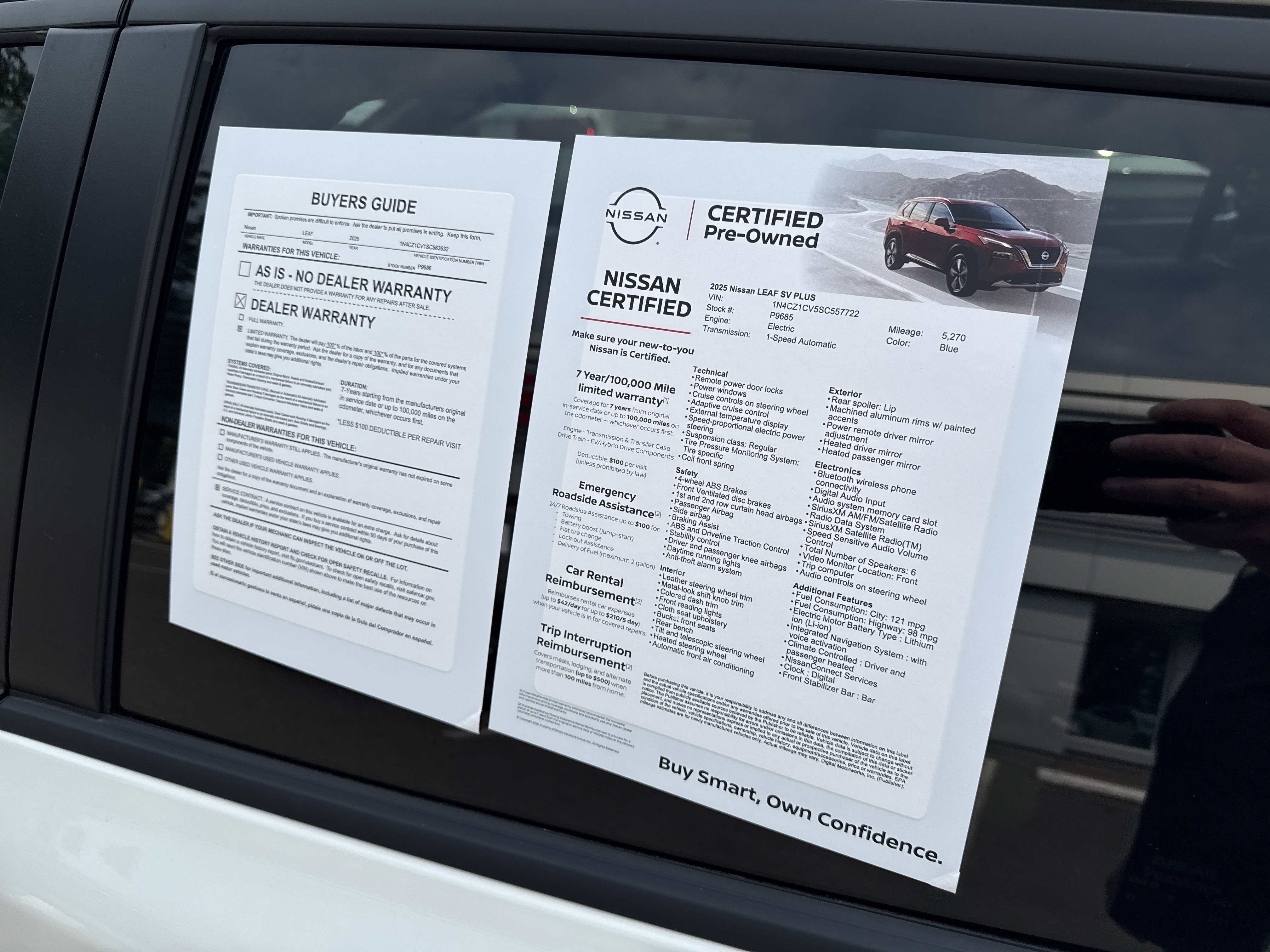 Certified 2025 Nissan Leaf SV Plus FWD image 12