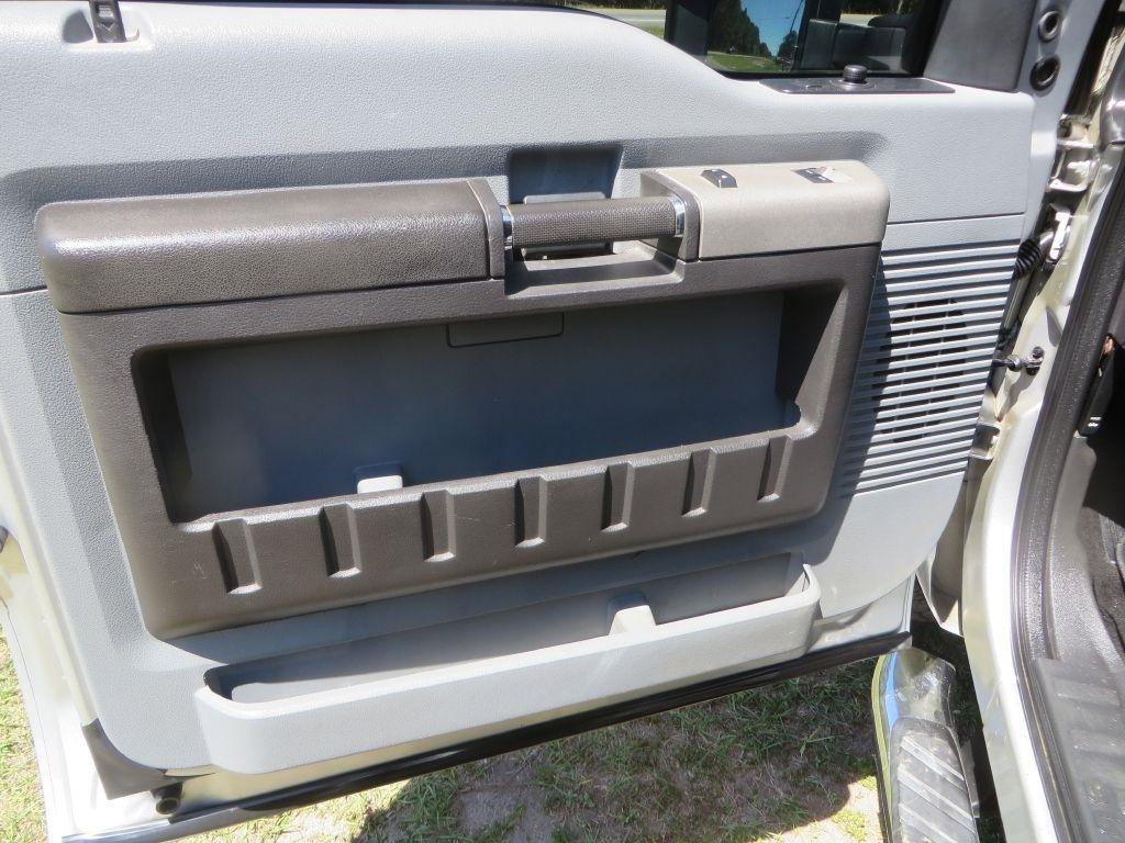 Used 2013 Ford F250 XLT w/ XLT Value Pkg RWD image 12