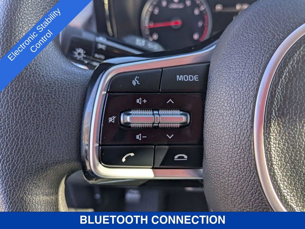 Used 2022 Kia Sorento LX image 19