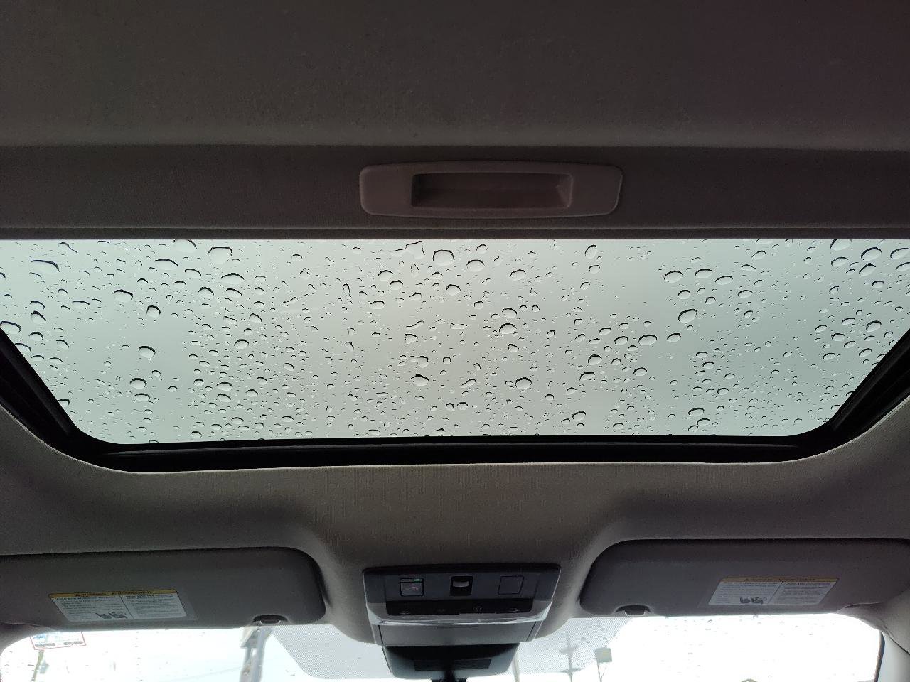 Used 2025 Nissan Sentra SR w/ SR Premium Package image 21