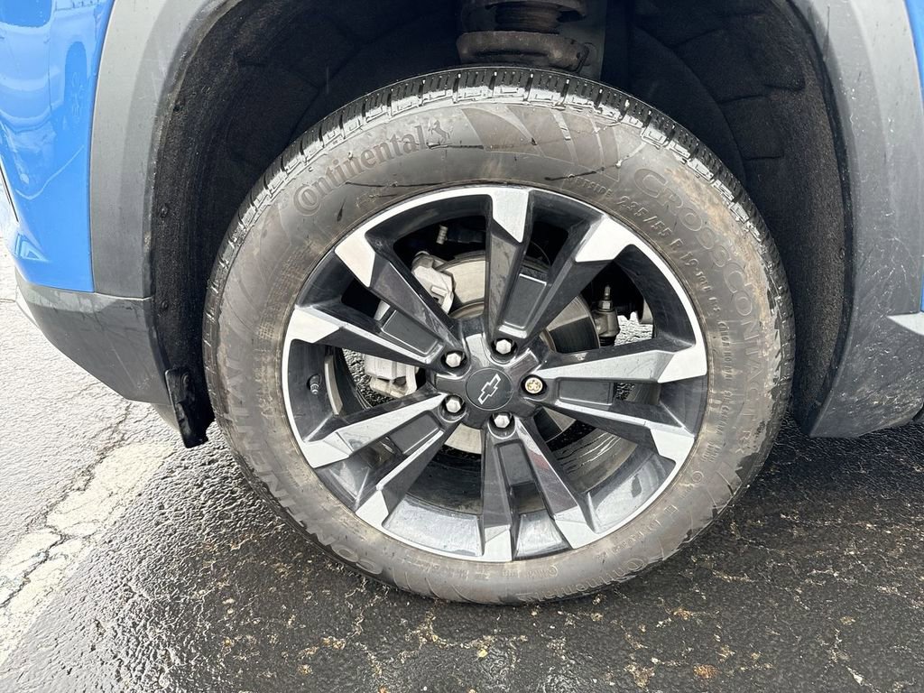 Used 2025 Chevrolet Equinox RS w/ Safety and Technology Package image 10