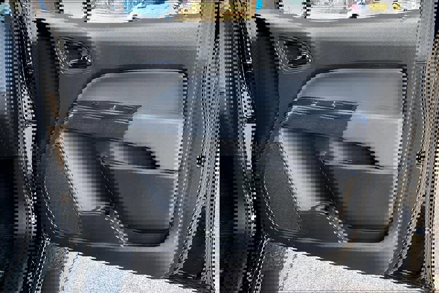 Used 2021 Chevrolet Colorado Z71 w/ Z71 Midnight Edition image 22