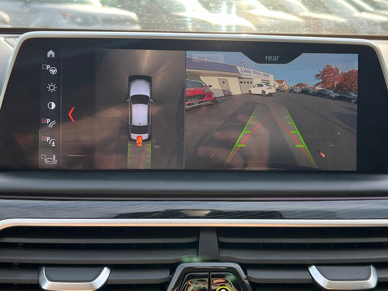 Used 2019 BMW 750i w/ Executive Package image 31