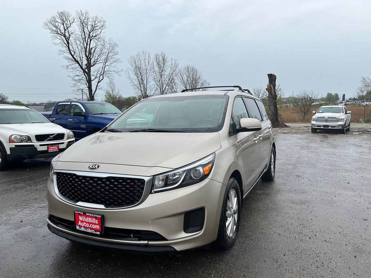 Used 2016 Kia Sedona LX w/ Option Group 020 FWD image 1