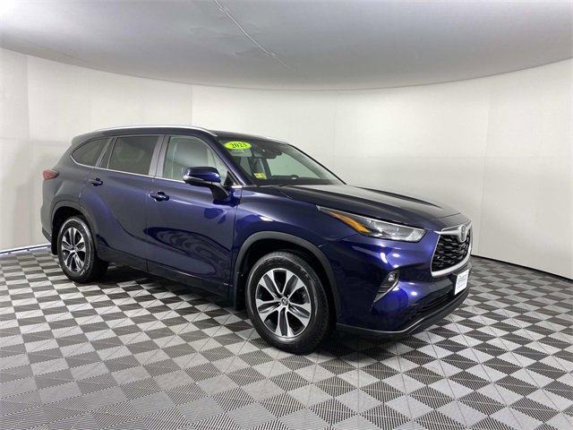 Used 2023 Toyota Highlander XLE image 1