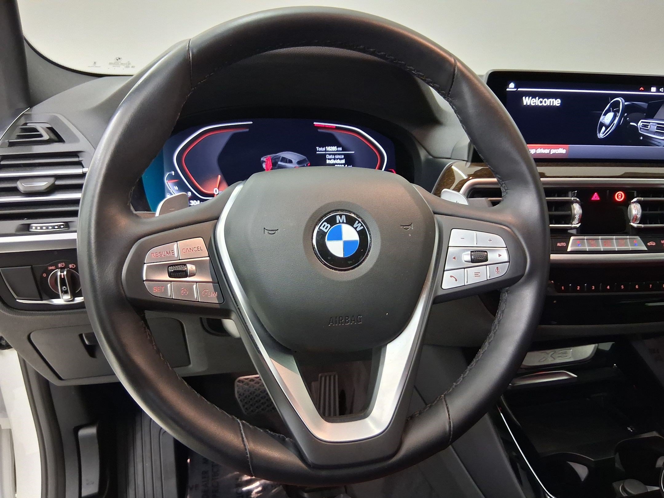 Certified 2024 BMW X3 sDrive30i w/ Convenience Package RWD image 15