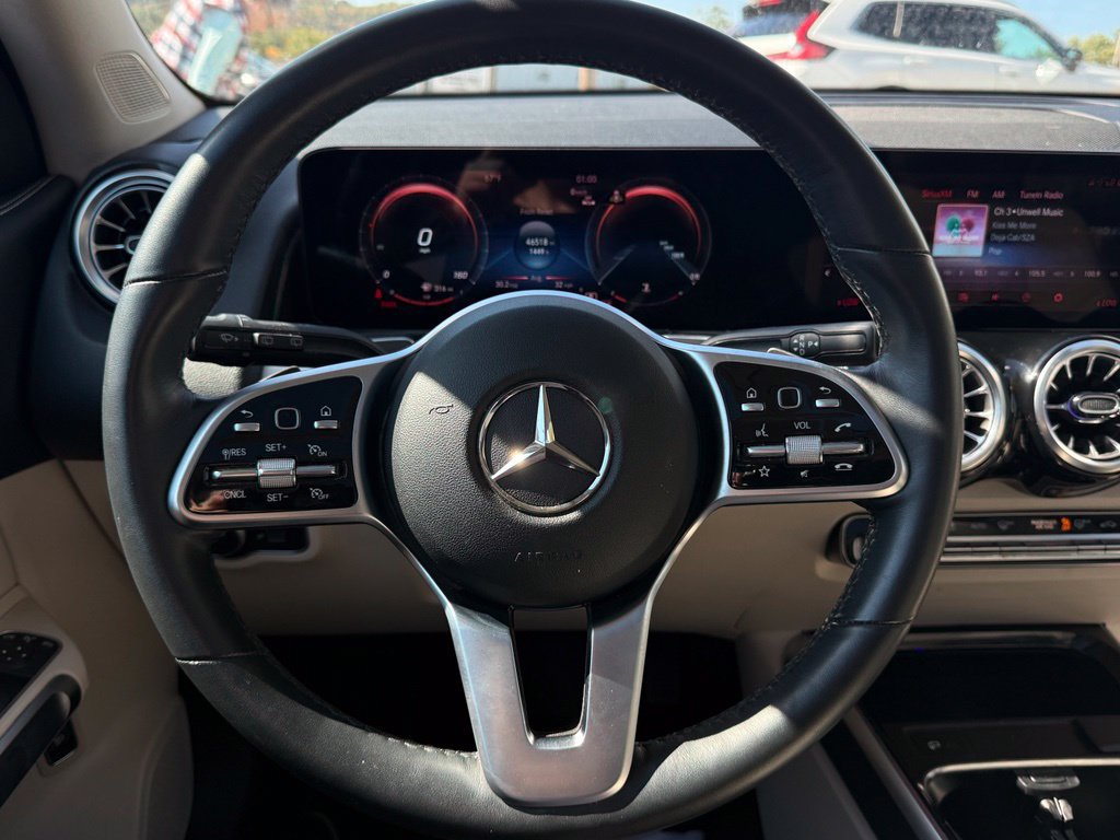 Used 2023 Mercedes-Benz GLB 250 4MATIC image 9