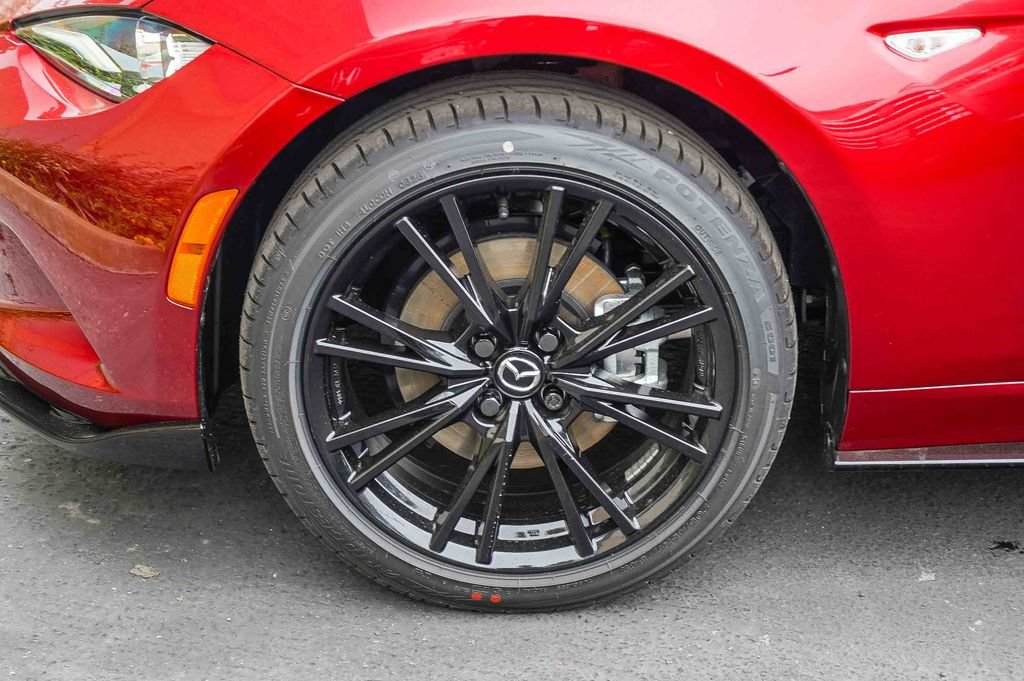 New 2026 MAZDA MX-5 Miata Club w/ Appearance Package RWD image 10
