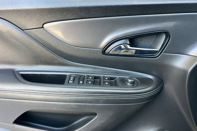 Used 2020 Buick Encore Preferred w/ Safety Package FWD image 11
