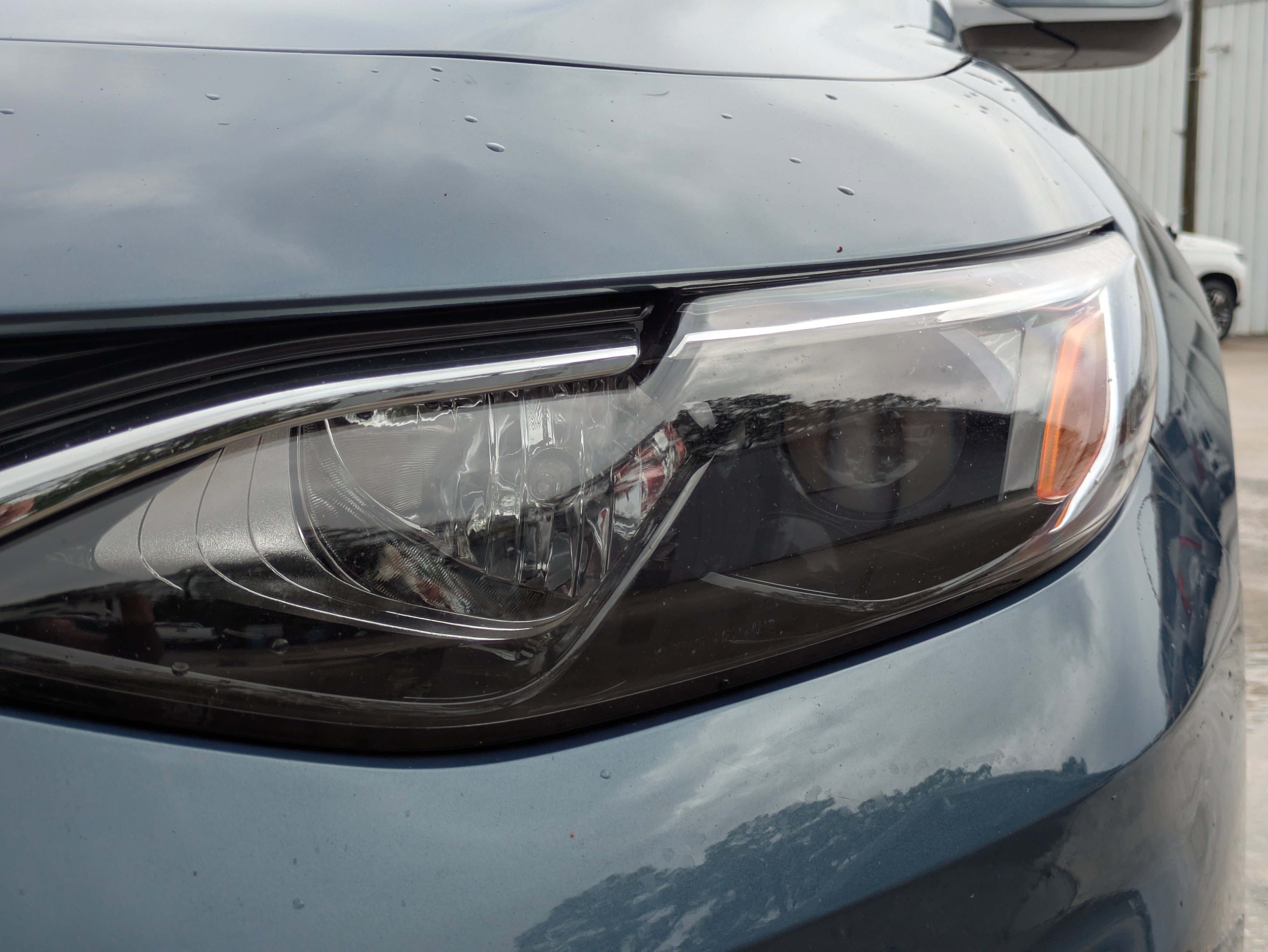 Used 2025 Chevrolet Malibu LT FWD image 28