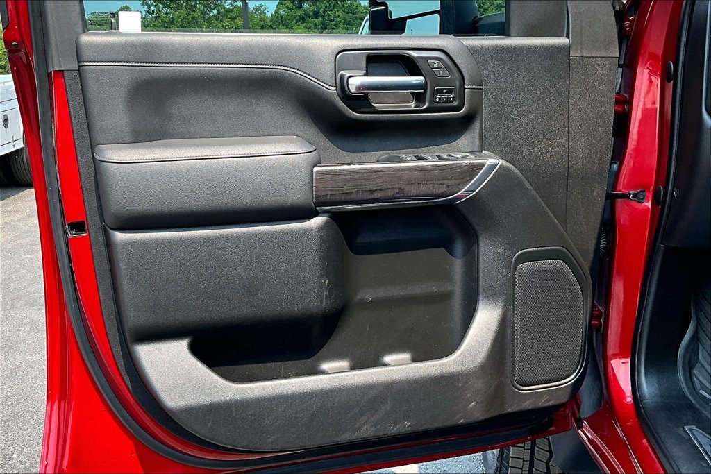 Used 2023 Chevrolet Silverado 2500 LTZ AWD/4WD image 23