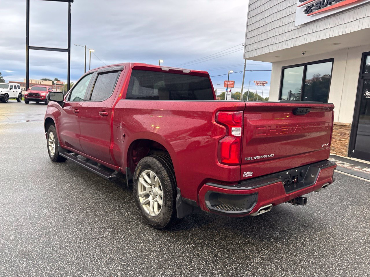 Used 2022 Chevrolet Silverado 1500 RST w/ Z71 Off-Road Package AWD/4WD image 5