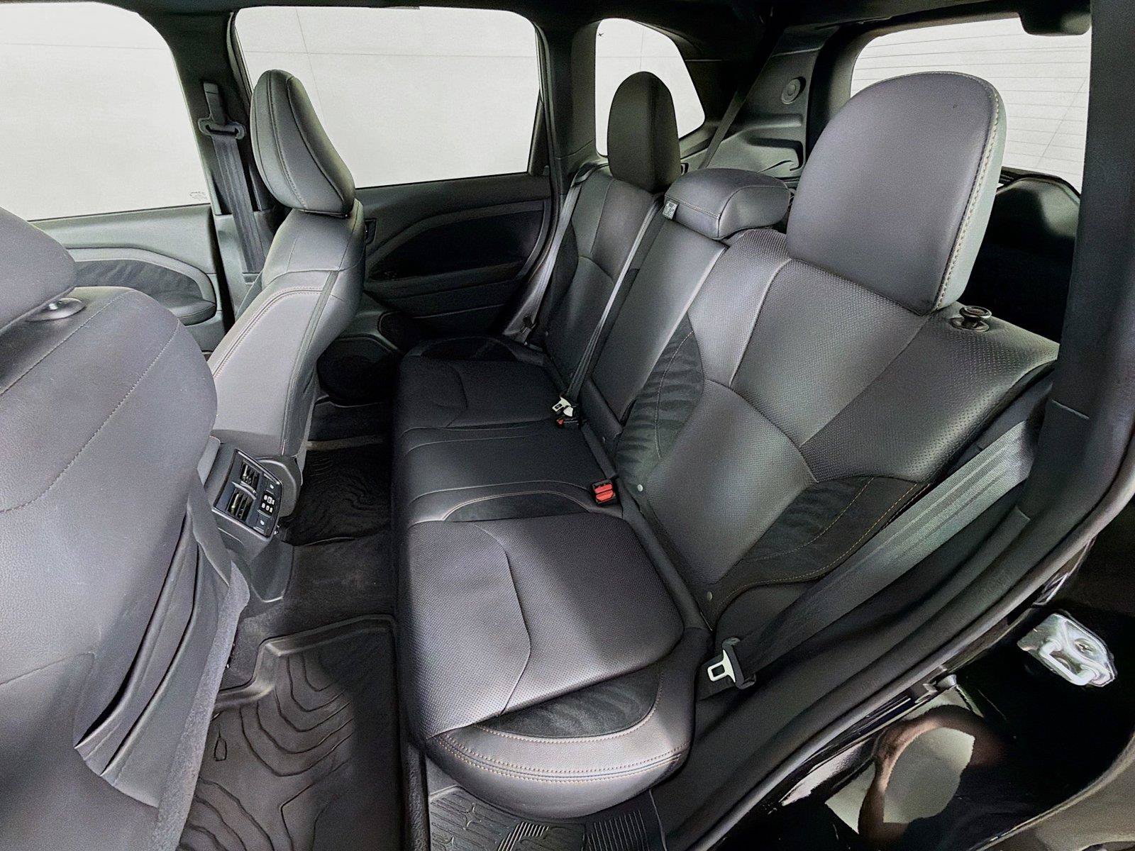Used 2025 Subaru Forester Touring AWD/4WD image 25