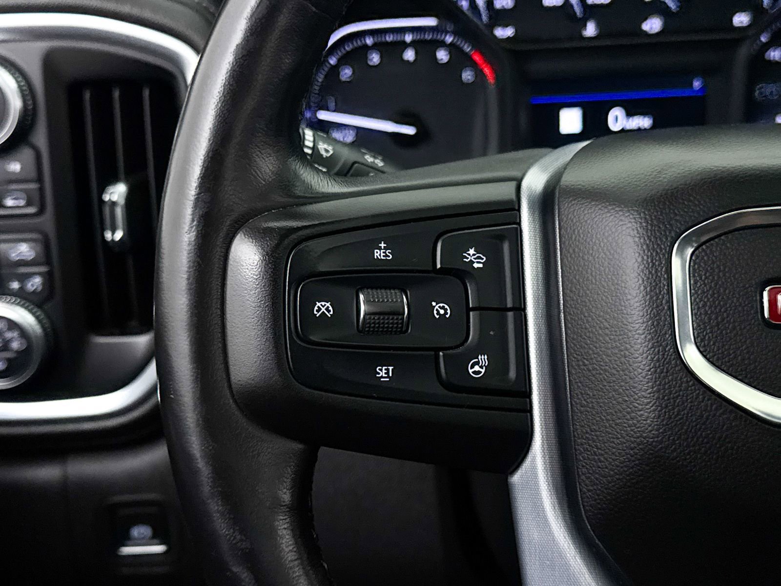 Used 2019 GMC Sierra 1500 SLT w/ SLT Premium Plus Package image 34