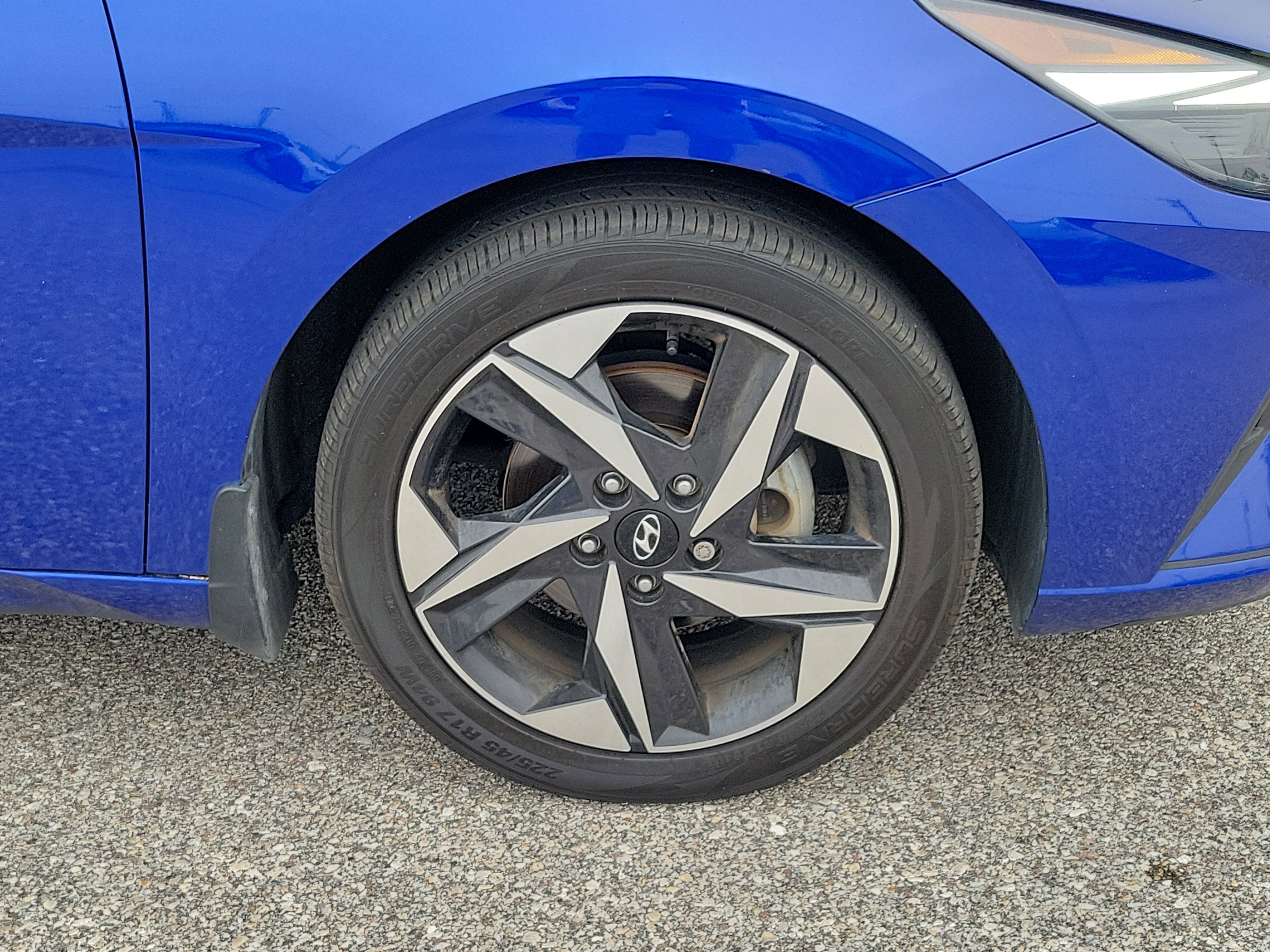 Used 2023 Hyundai Elantra SEL w/ Convenience Package image 7