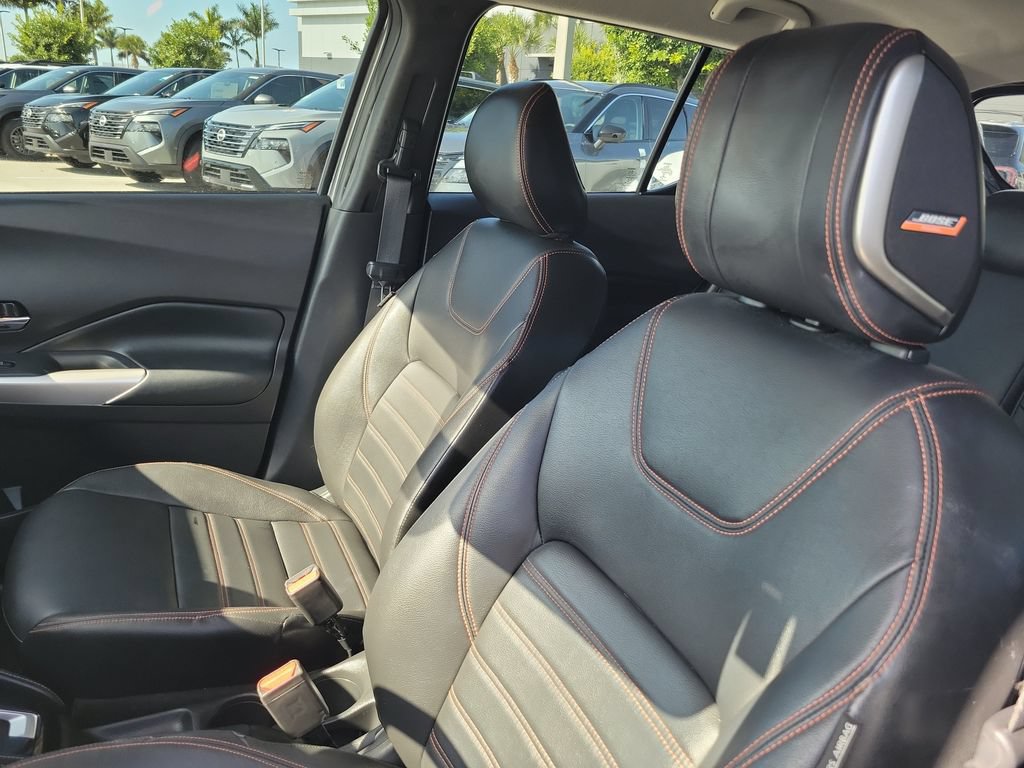 Used 2019 Nissan Kicks SR w/ SR Premium Package FWD image 16