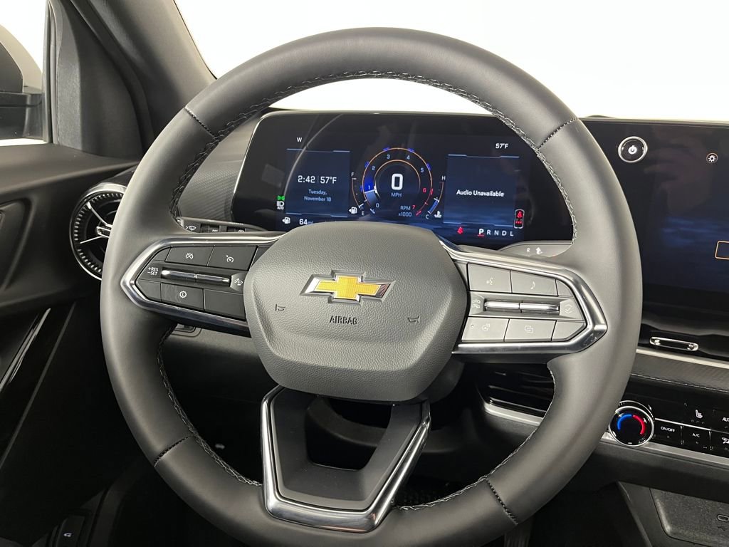 New 2026 Chevrolet Equinox LT w/ Convenience Package II image 17