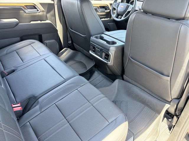 Used 2025 Chevrolet Silverado 1500 High Country AWD/4WD image 15