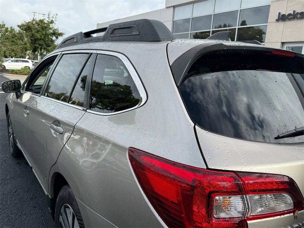 Used 2019 Subaru Outback 2.5i Limited image 9