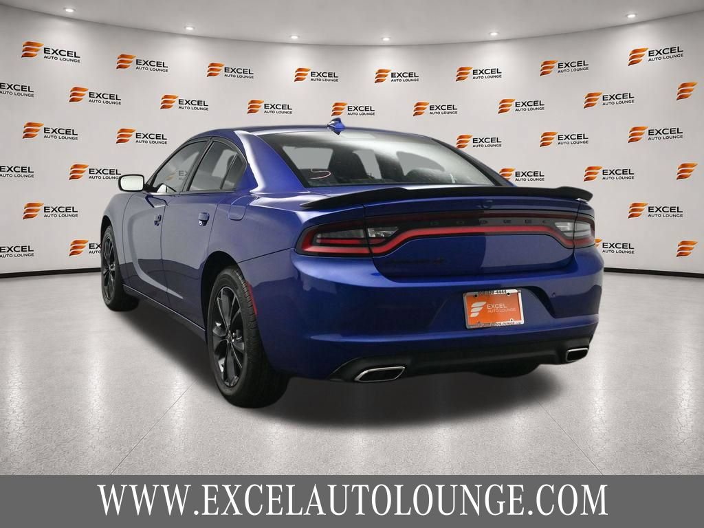 Used 2022 Dodge Charger SXT w/ Blacktop Package AWD/4WD image 3