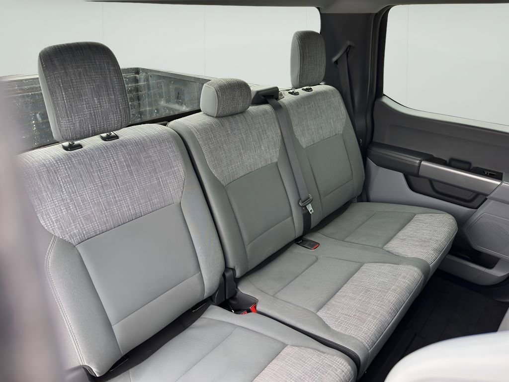 Used 2023 Ford F150 XLT w/ XTR Package image 33