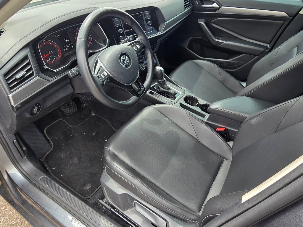Used 2019 Volkswagen Jetta SE w/ Cold Weather Package image 24
