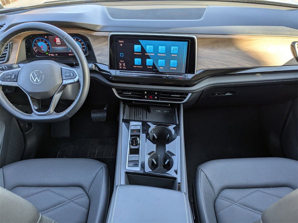 Used 2025 Volkswagen Atlas SE image 29