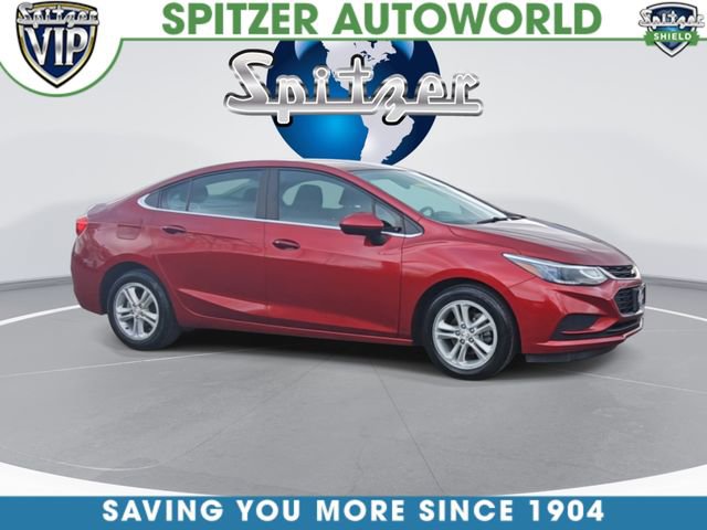 Used 2017 Chevrolet Cruze LT w/ Convenience Package FWD image 2