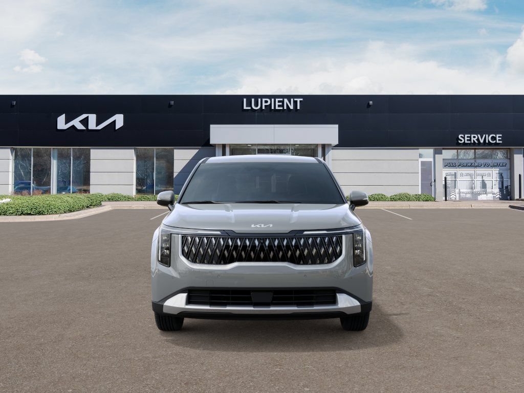 New 2027 Kia Carnival EX FWD image 3