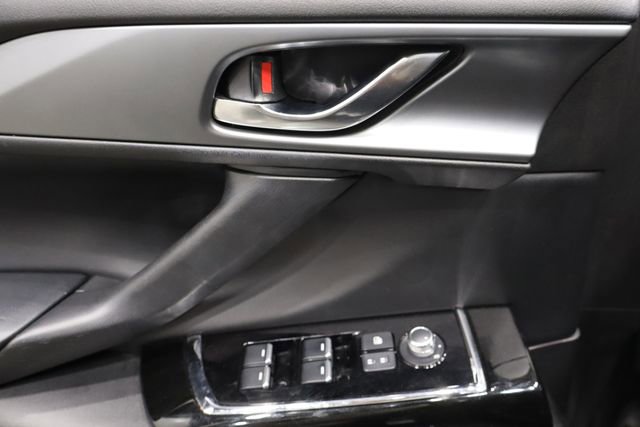 Used 2022 MAZDA CX-9 Touring image 18