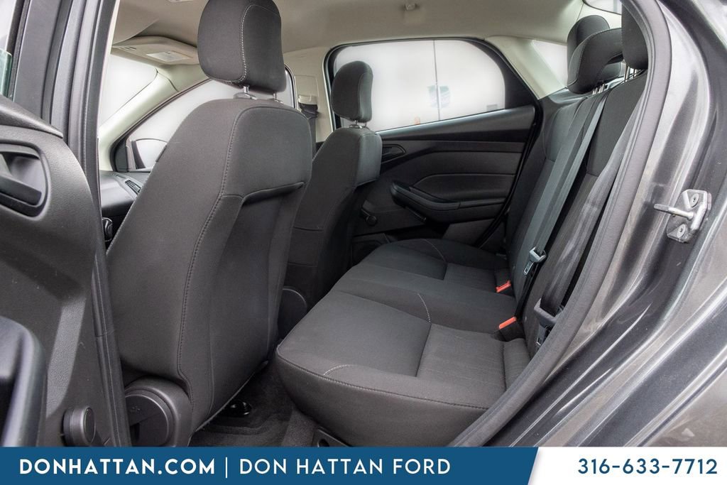 Used 2017 Ford Focus S image 20