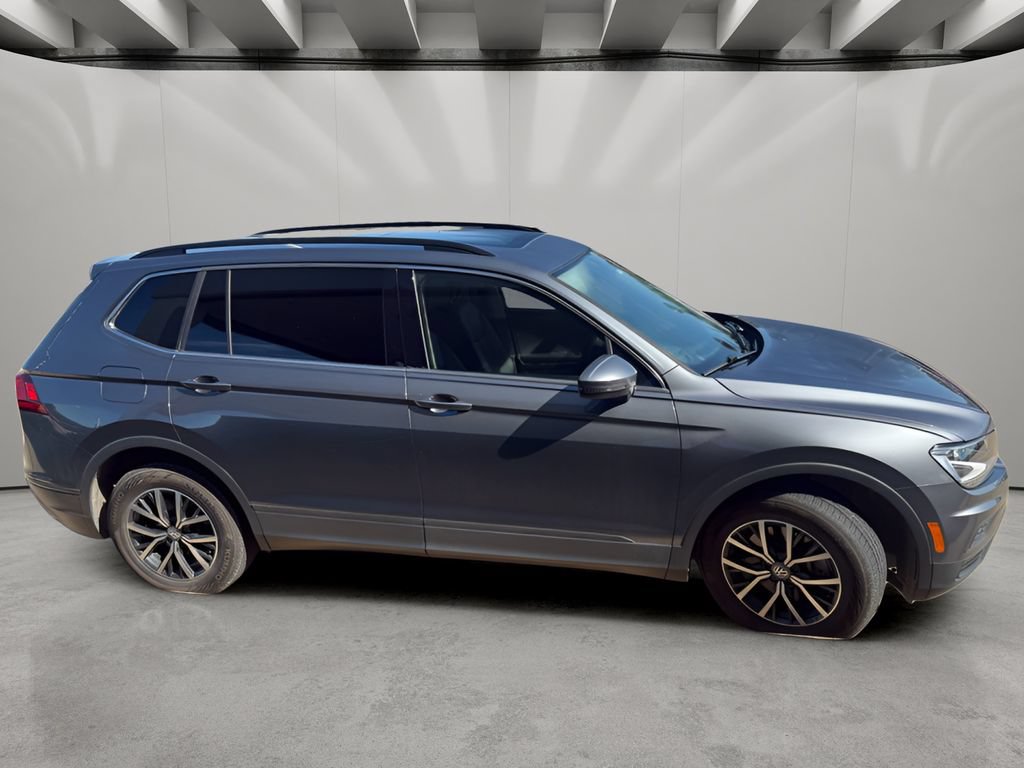 Used 2019 Volkswagen Tiguan SE w/ Panoramic Sunroof Package AWD/4WD image 7