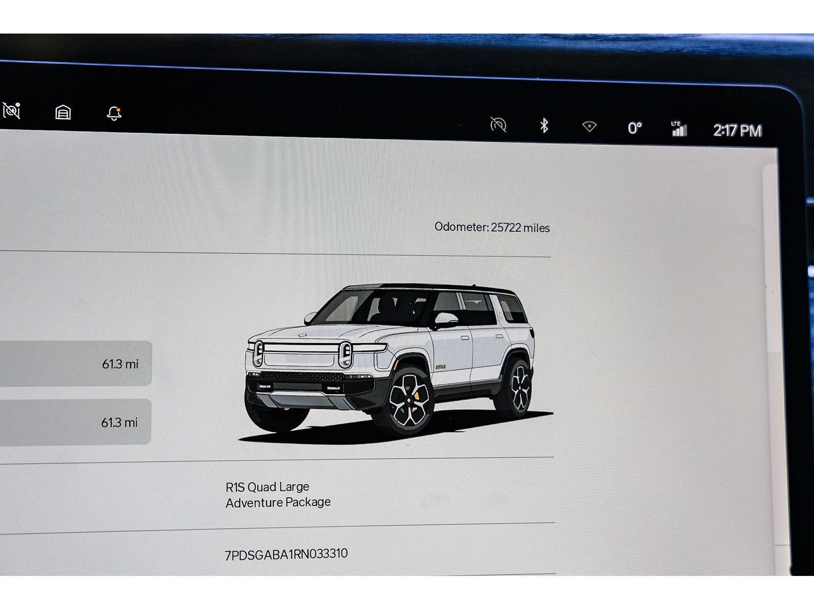 Used 2024 Rivian R1S Adventure AWD/4WD image 25