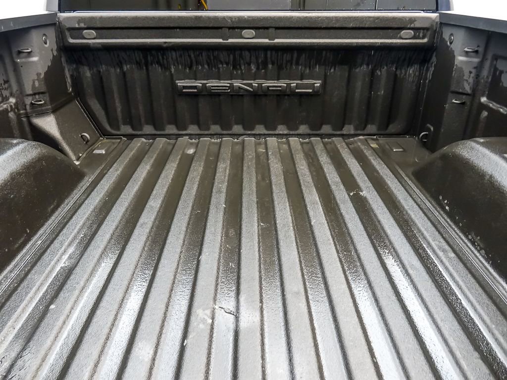 Used 2021 GMC Sierra 1500 Denali w/ Denali Premium Package AWD/4WD image 25