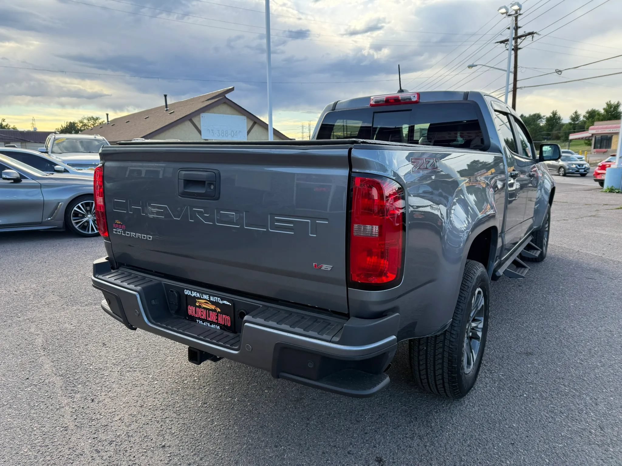 Used 2022 Chevrolet Colorado Z71 w/ Safety Package AWD/4WD image 8