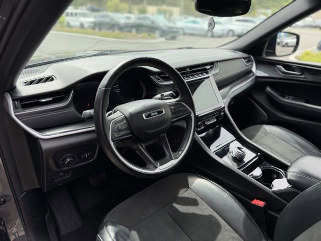 Used 2022 Jeep Grand Cherokee L Laredo AWD/4WD image 16
