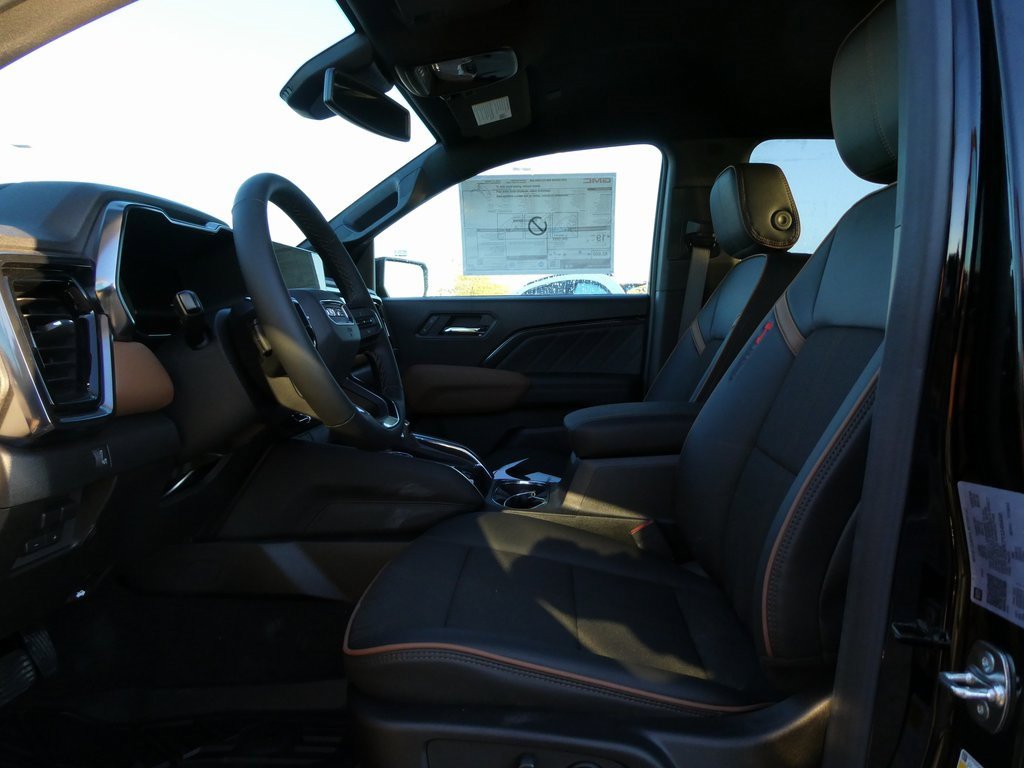 New 2026 GMC Canyon AT4 image 28