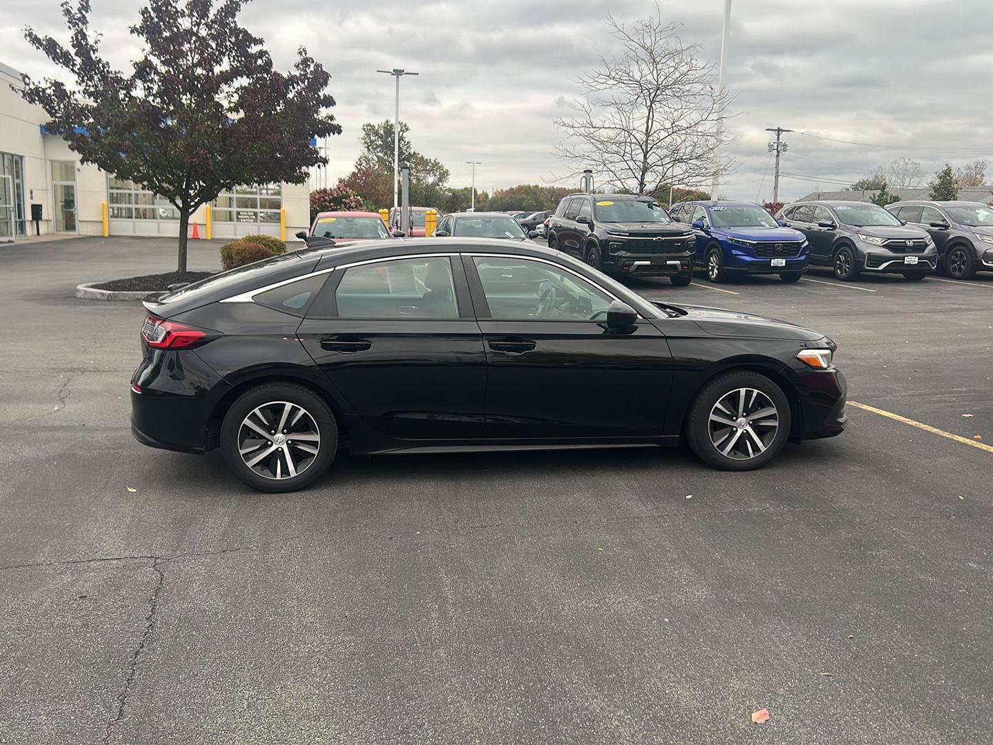 Used 2024 Honda Civic LX image 9