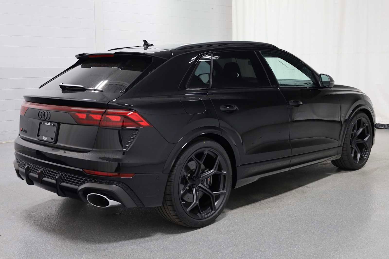 New 2026 Audi RS Q8 performance image 9