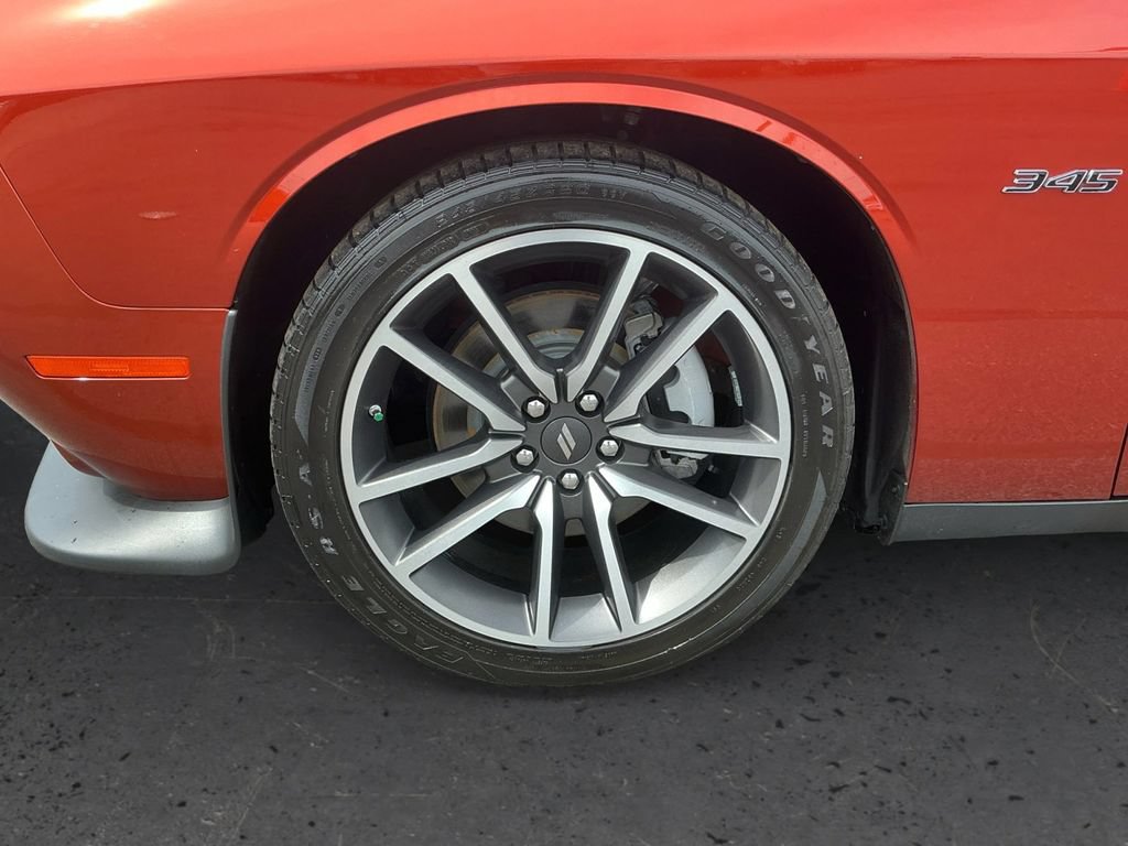 Used 2023 Dodge Challenger R/T RWD image 13
