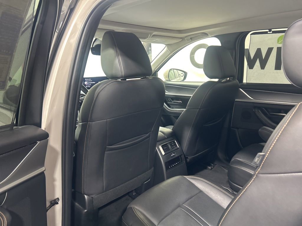 Used 2024 MAZDA CX-90 3.3 Turbo w/ Premium Package image 21
