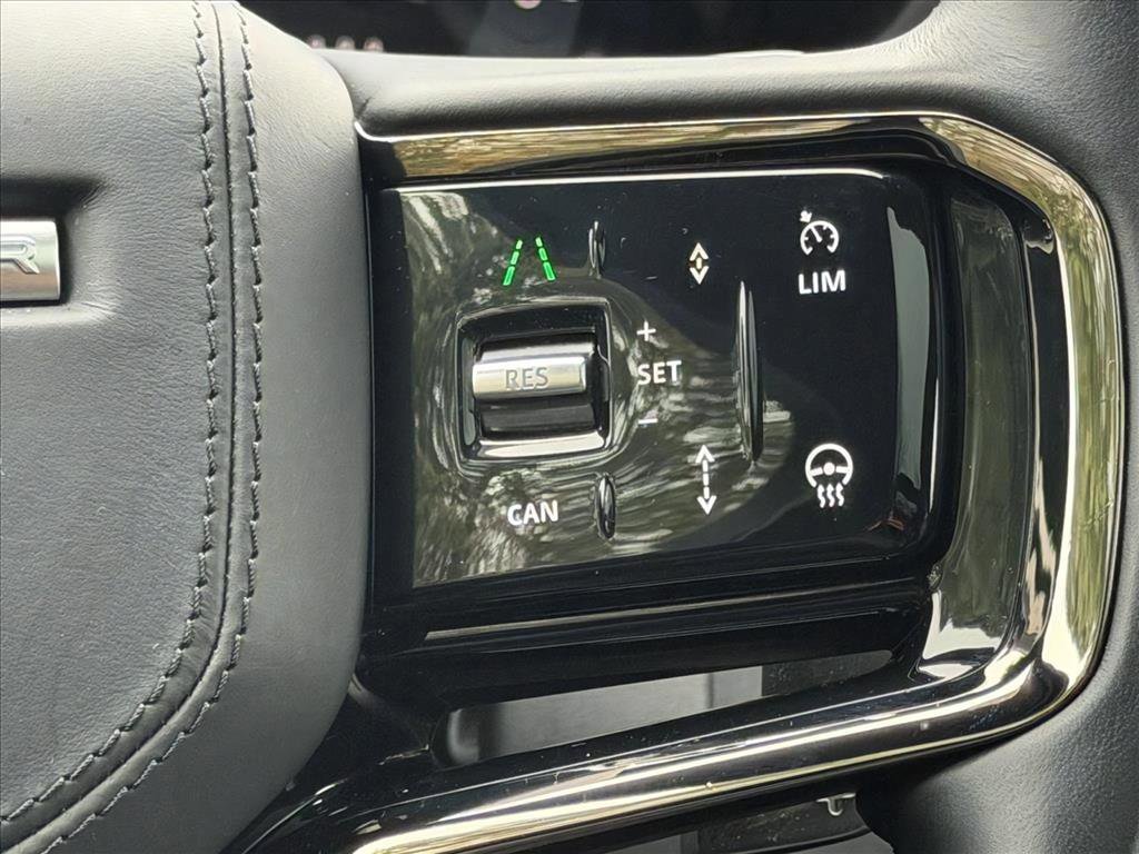 Used 2025 Land Rover Range Rover Velar Dynamic SE image 20