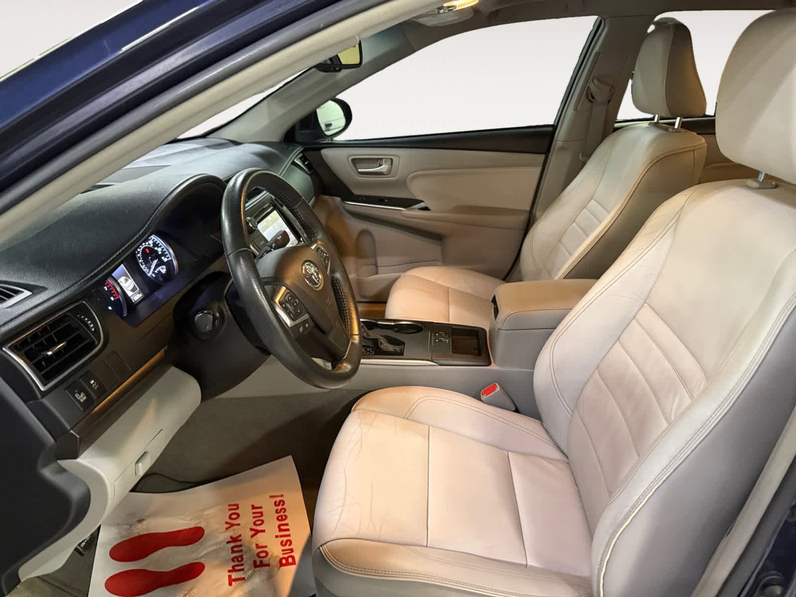 Used 2017 Toyota Camry XLE FWD image 15