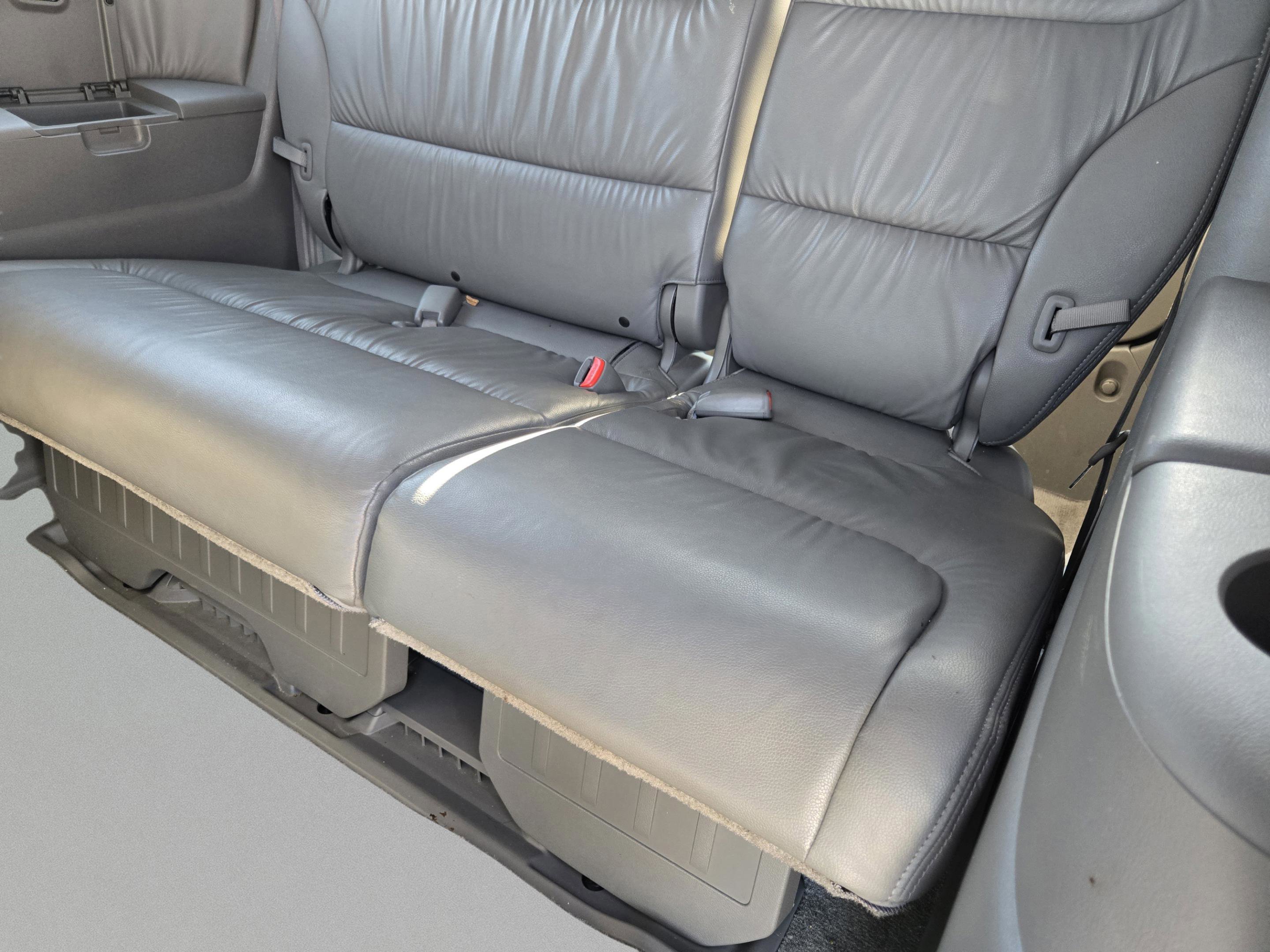 Used 2010 Honda Odyssey EX-L image 10