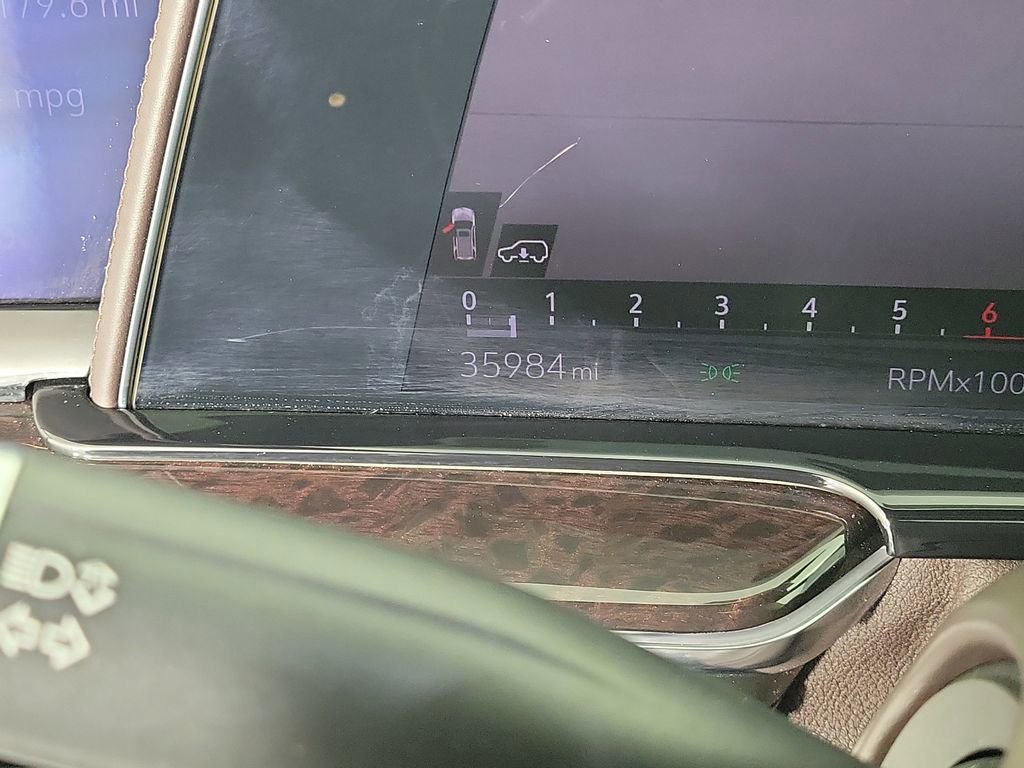 Certified 2021 Cadillac Escalade Sport Platinum w/ Heavy-Duty Trailer Package image 25