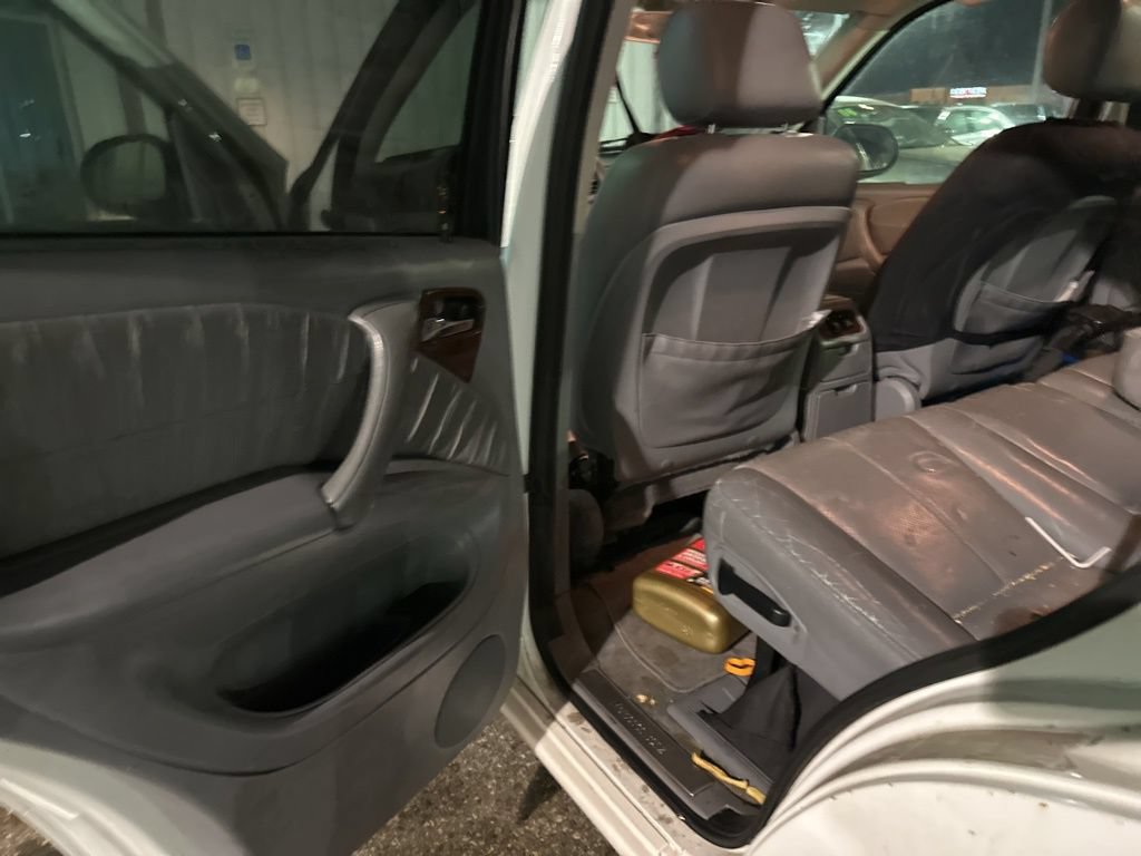 Used 2000 Mercedes-Benz ML 320 4MATIC image 25